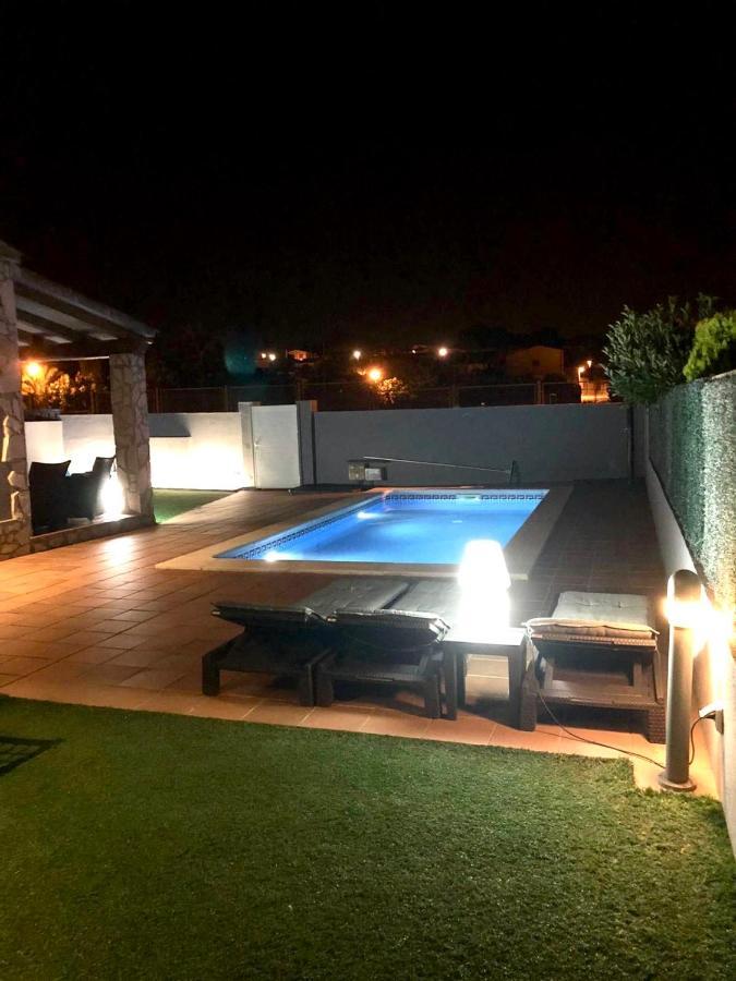Villa Casa En L Escala Con Piscina Y Wifi Free à L' Escala Extérieur photo
