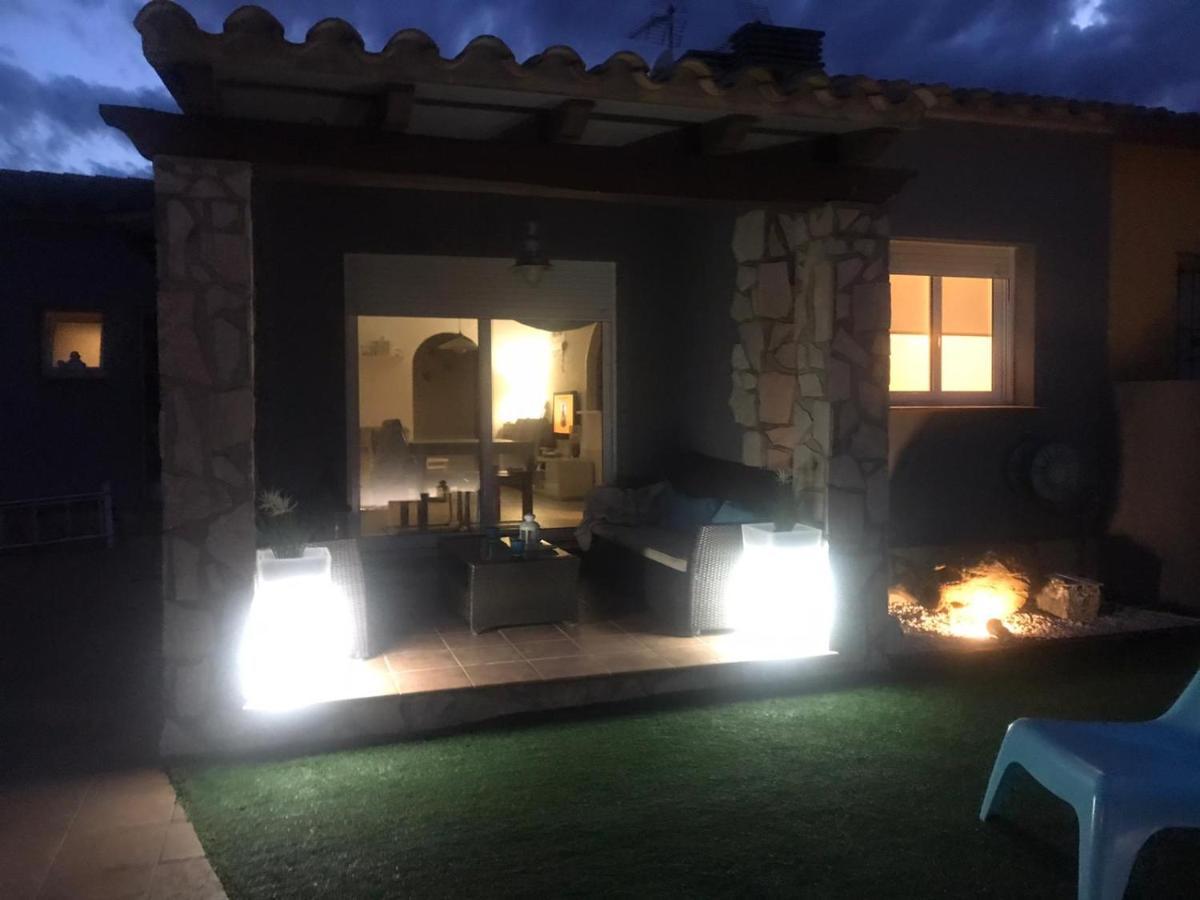 Villa Casa En L Escala Con Piscina Y Wifi Free à L' Escala Extérieur photo