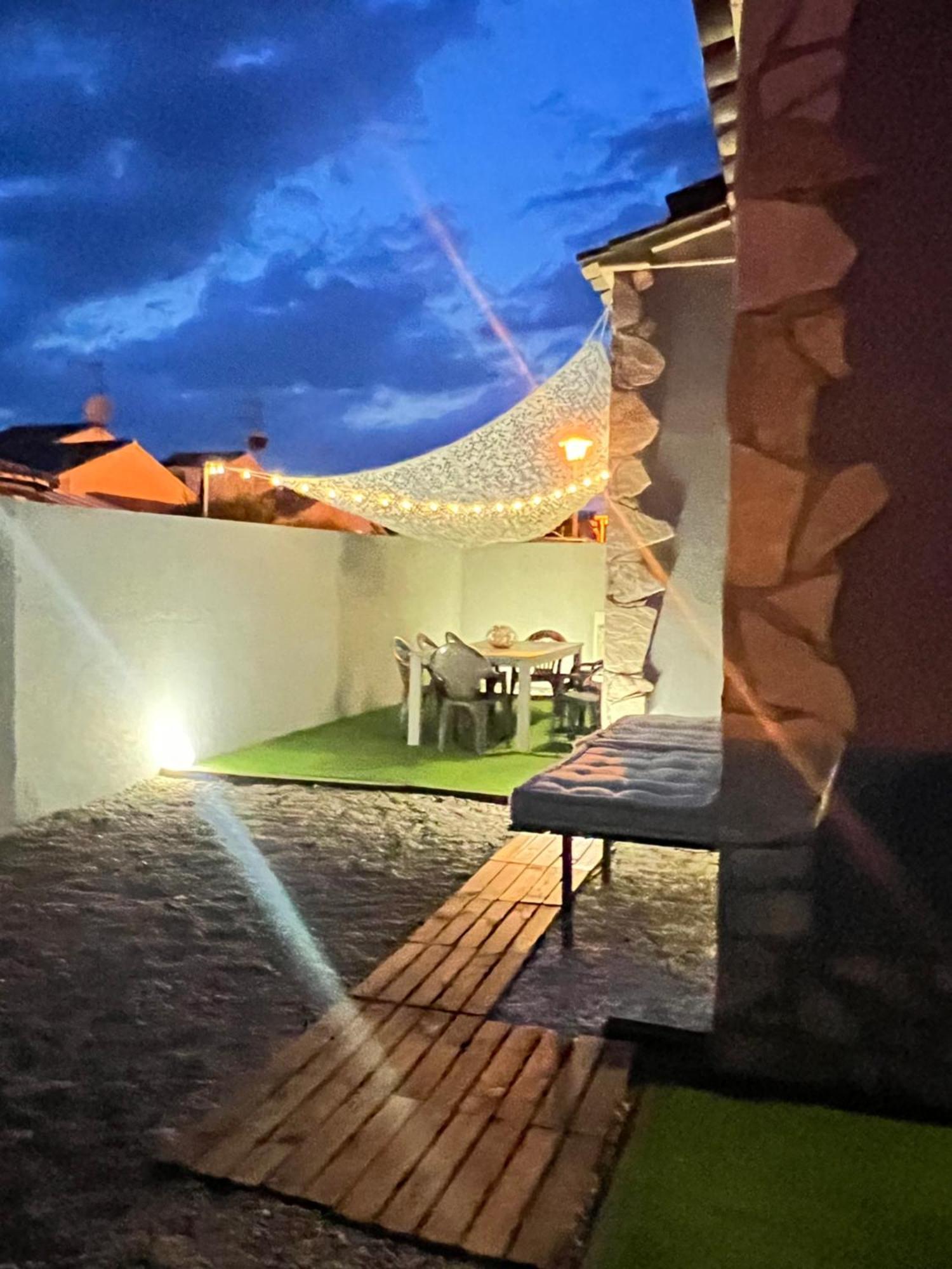 Villa Casa En L Escala Con Piscina Y Wifi Free à L' Escala Extérieur photo